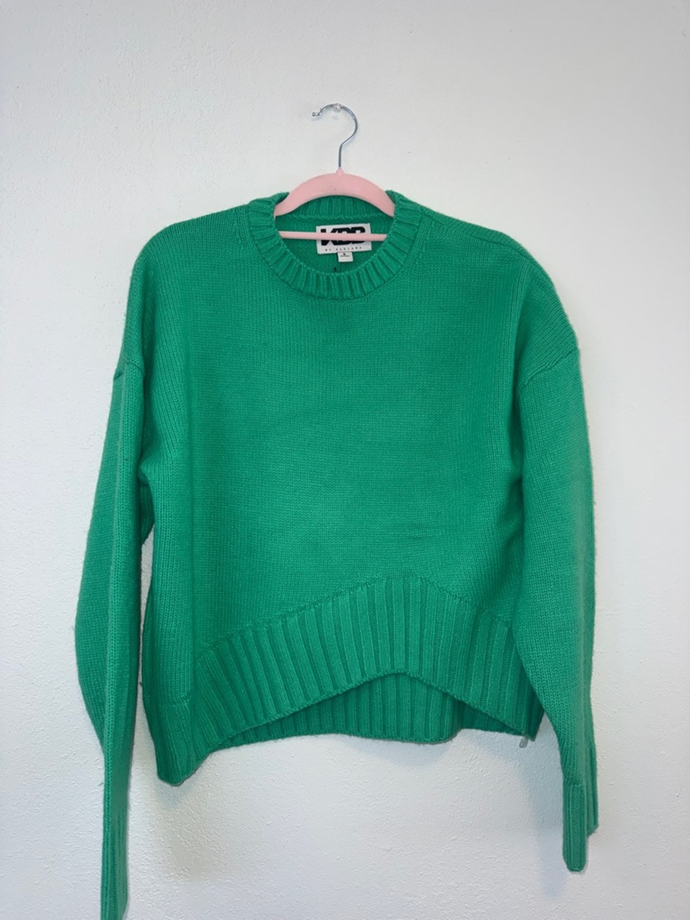 Women’s Crewneck Sweater in Bright Green - Classic Knit